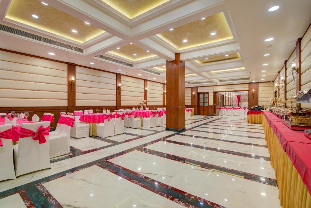 Hotel Home In By Amrik Sukhdev Sonipat Exterior photo
